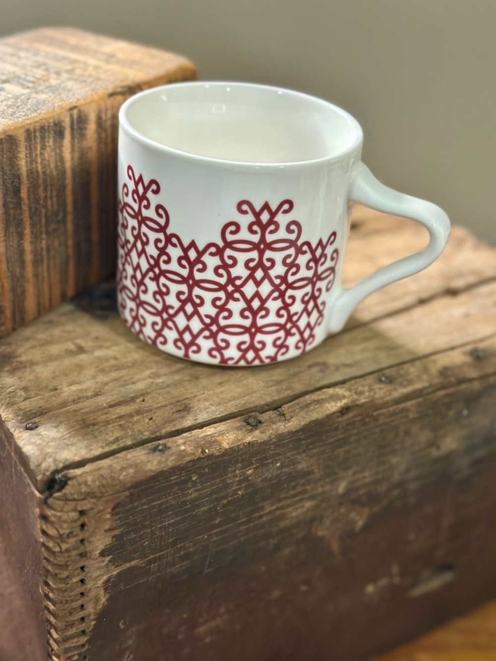 Starbucks 2017 Christmas White 12 oz Mug with Deep Red or Wine Scroll Pattern